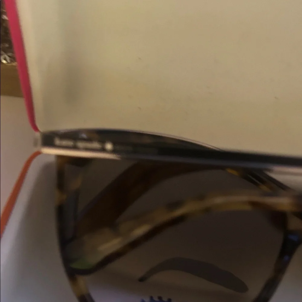 Kate Spade Black and Tortoise Sunglasses. Offers welcome - Picture 5 of 10